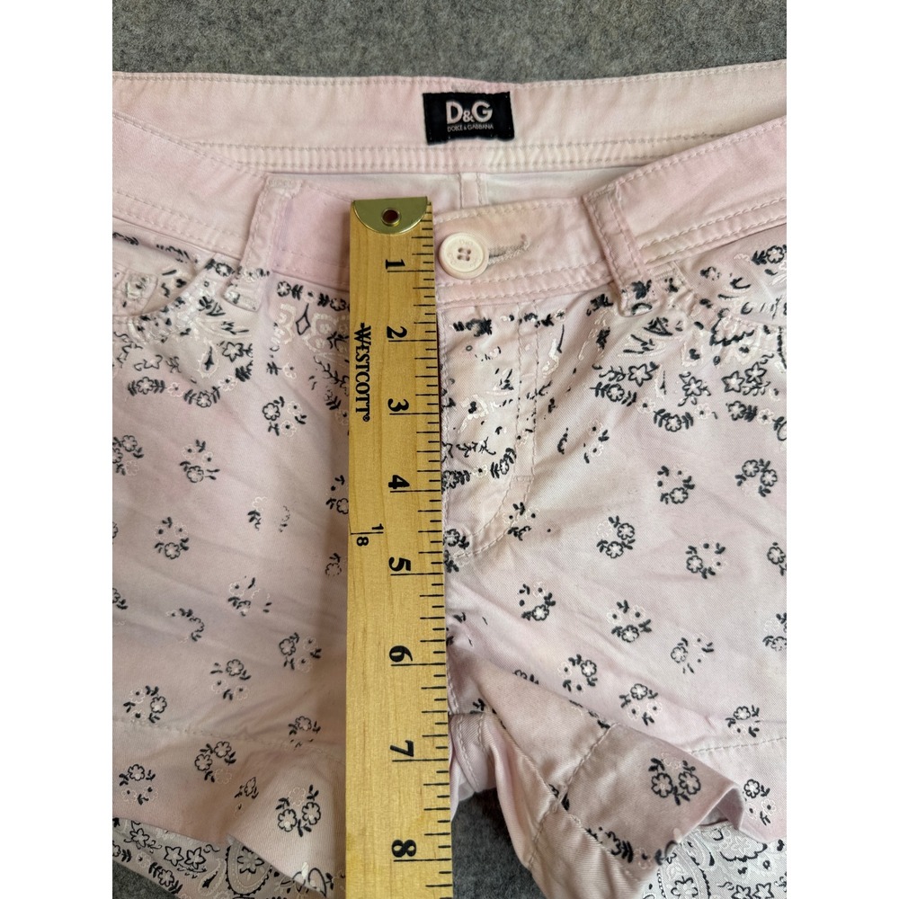Vintage Y2K D&G Dolce & Gabbana Pink Bandana Print Low Rise Shorts 26 Western - Picture 9 of 12